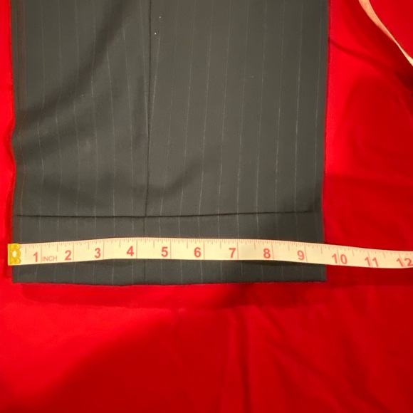 Jospeh Abboud blue pinstripe peak lapel 46R - Picture 16 of 16